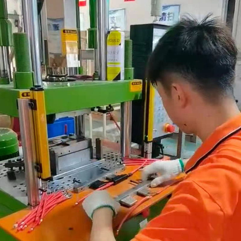 模具5.jpg 模具5.jpg